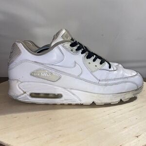 NIKE AIR MAX Mens size 12